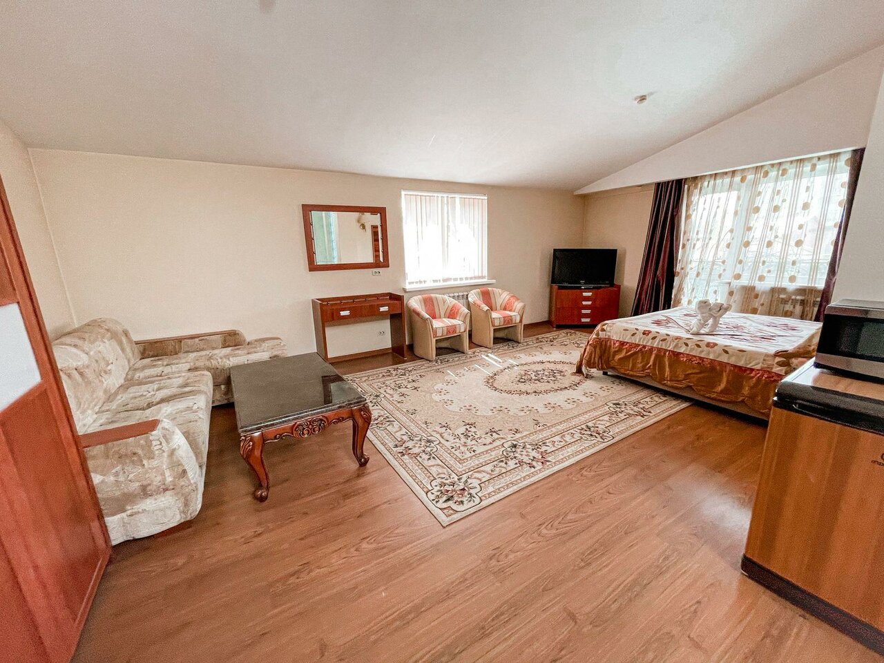 Гостиница Маликон Таганрог-141