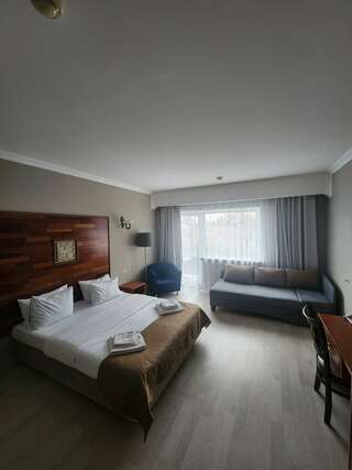 Гостиница Маликон Таганрог Стандартный двухместный номер с 1 кроватью-2