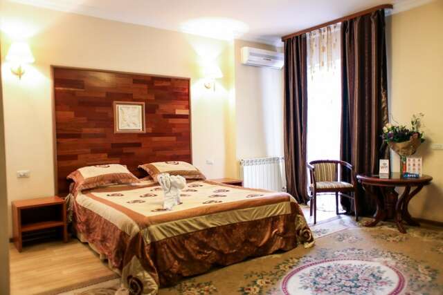 Гостиница Маликон Таганрог-200